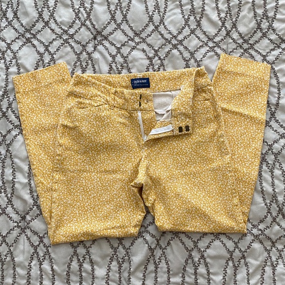 Floral Print Cropped Pants - Picture 4 of 7